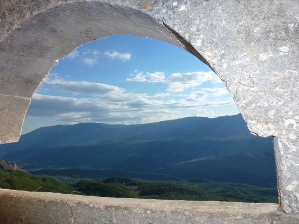 Вид от верхнего монастыря
