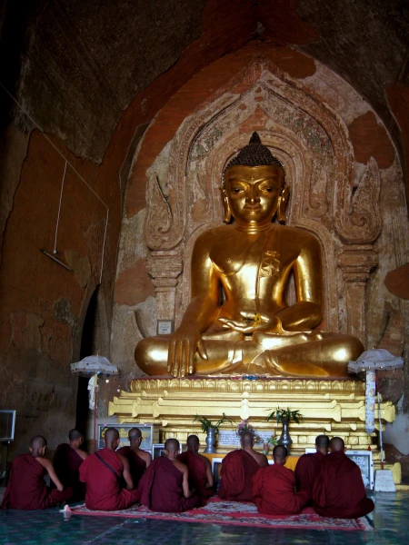 Htilominlo Temple