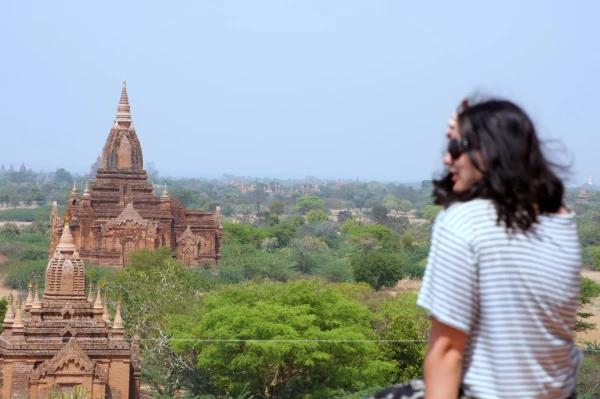 вид с пагоды Dhamma-ya-zi-ka