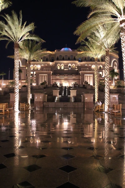 Emirates Palace Hotel 5*.