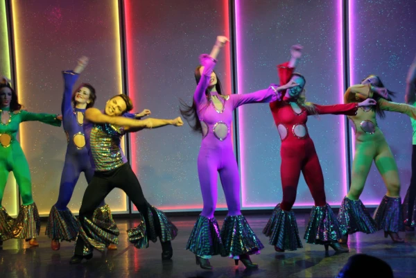 Представление - Variety Show.