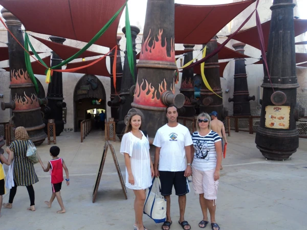 Абу-Даби. Аквапарк Yas Waterworld.
