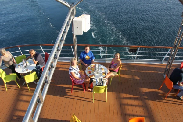 Завтрак Costa neoRiviera 4*.