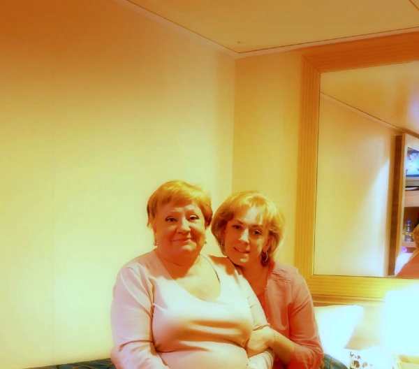 С именинницей :) 