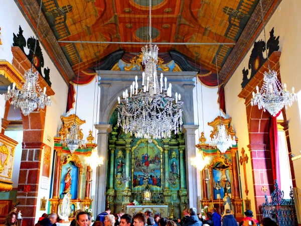 Храм Носа Сеньора ду Монти (Богоматерь на горе) 