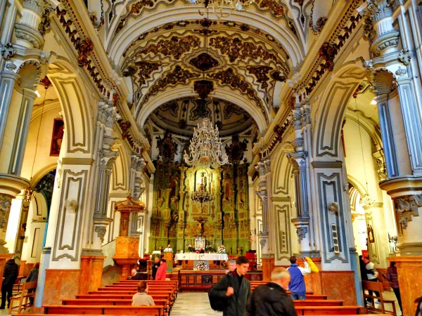 Церковь Santiago