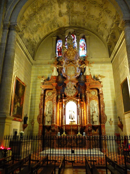 Интерьеры Кафедрального собора Cathedral  