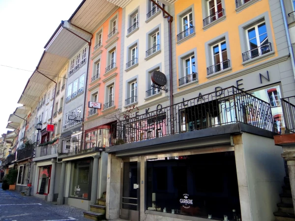 Oberhauptgasse - двухэтажная улица