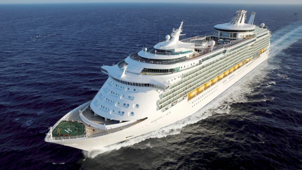 Mariner Of The Seas - здесь всё - не так, здесь всё - совсем иначе: и запахи, и звуки, и цвета… 