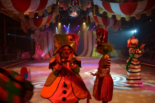 Ледовое шоу "Ice Under the Big Top"  