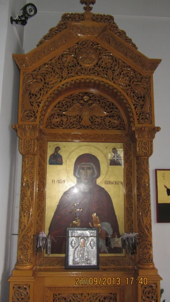 изображенные на металлических табличках, вылитые из воска, нарисованные на листочках бумаги..