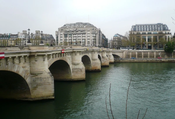 Мост Нёф или Новый мост (Pont Neuf)