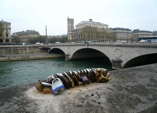Мост Менял (Pont au Change)