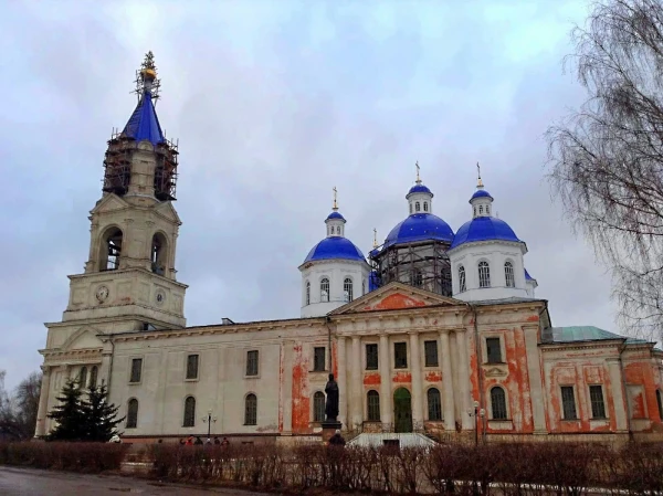 Воскресенский кафедральный собор