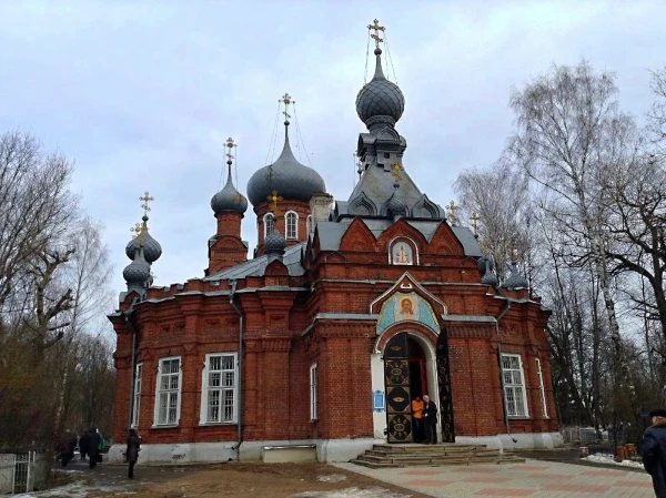 Кладбищенская церковь Спаса Нерукотворного образа