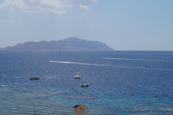 Море