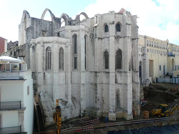 Монастырь Кармелитов (Convento do Carmo)