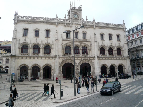 вокзал Россио - Estação de Caminhos de Ferro do Rossio