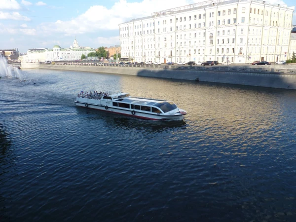 Морской трамвайчик ФАРАОН