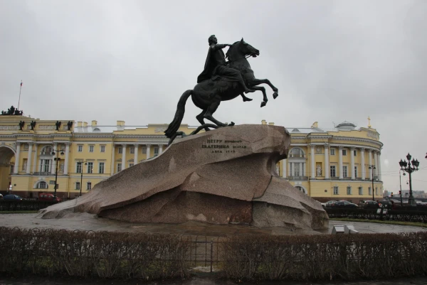 Медный всадник.
