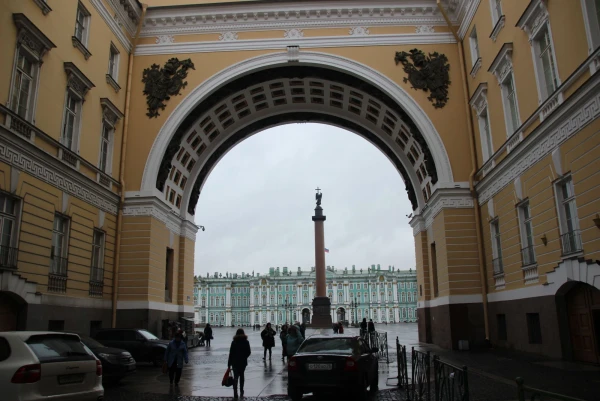 Триумфальная Арка Главного штаба.