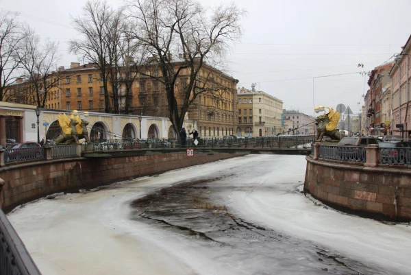 Подвесной Банковский мост.