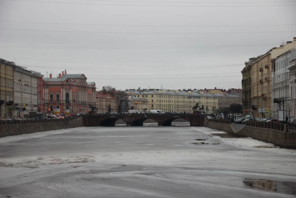 Аничков мост.