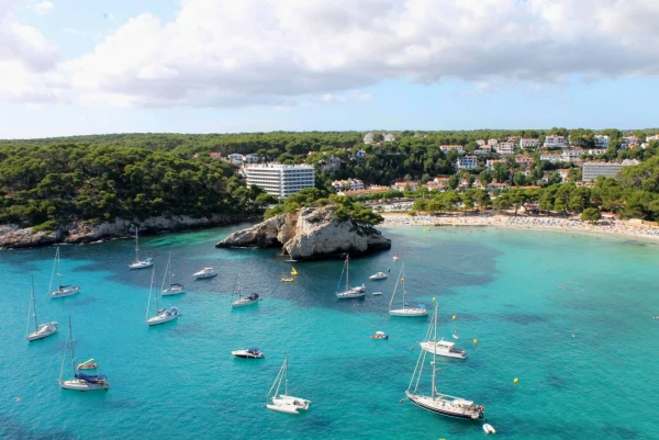 бухта Cala Galdana