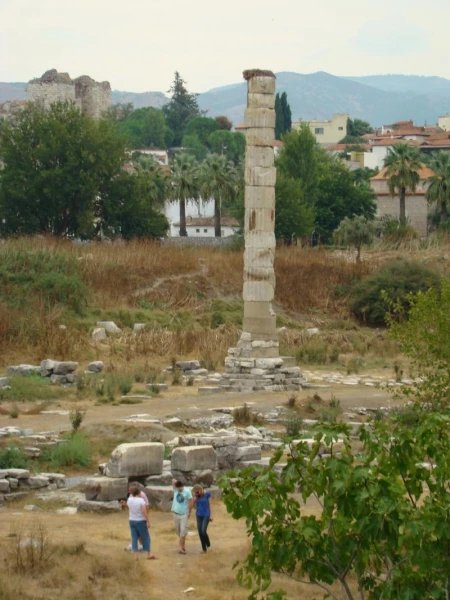 То, что осталось от храма Артемиды