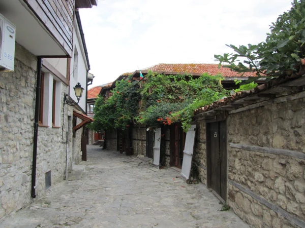 Улочки Старого Несебра