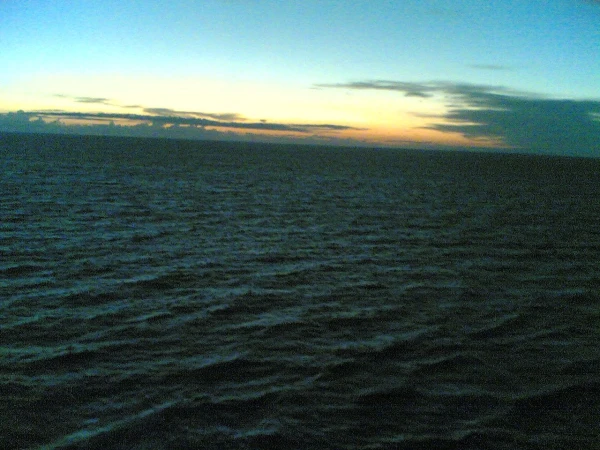 Море
