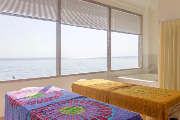Bondalem Beach Club