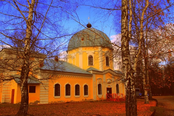 Усадебная церковь
