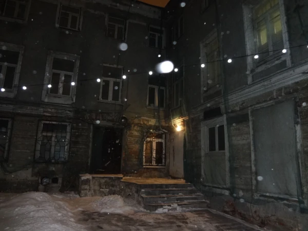 не парадные дворы