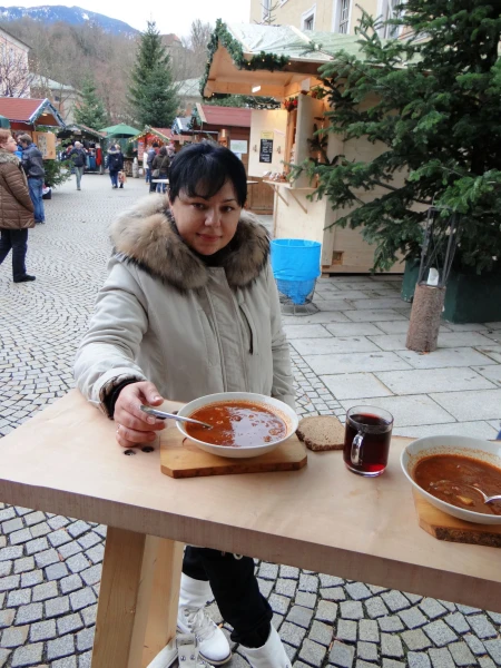 Наш любимый гуляшик....