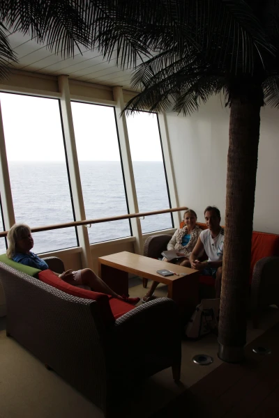 AIDAblu. Beach Bar.