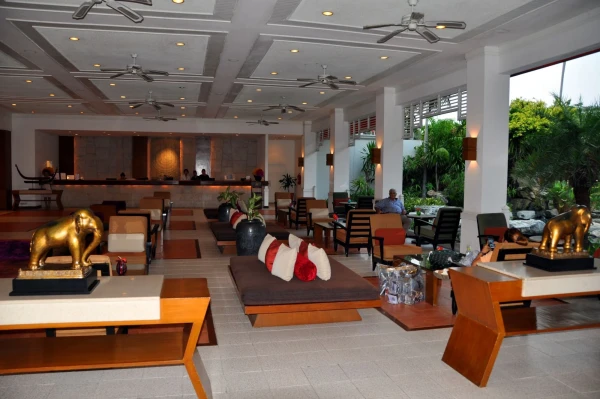 лобби корпуса 4*