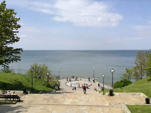 Лестница к морю