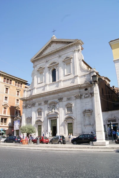 Церковь Санта-Мария-ин-Траспонтина. Вид с Via della Conciliazione 
