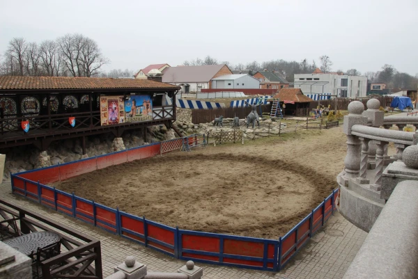 Отель Nesselbeck 4*. Рыцарское ристалище.