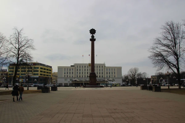 Площадь Победы.