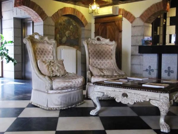 Nesselbeck 4* в деталях. Холл отеля.