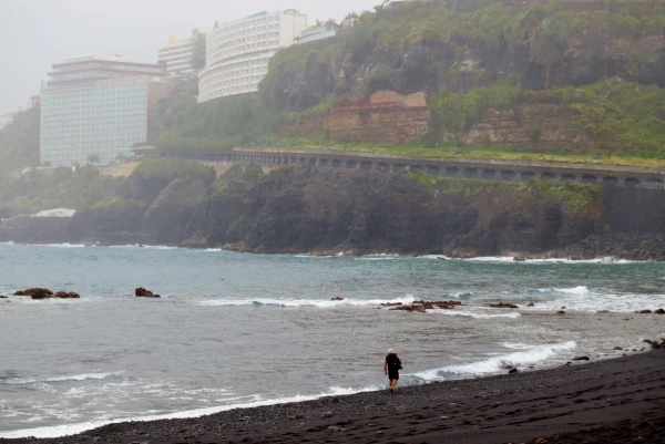 Пляж Playa Martianez в Пуэрто-де-ла-Крус 