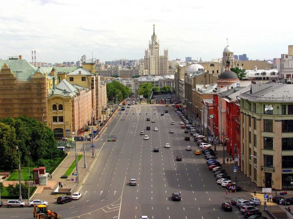 Новая и Старая площади
