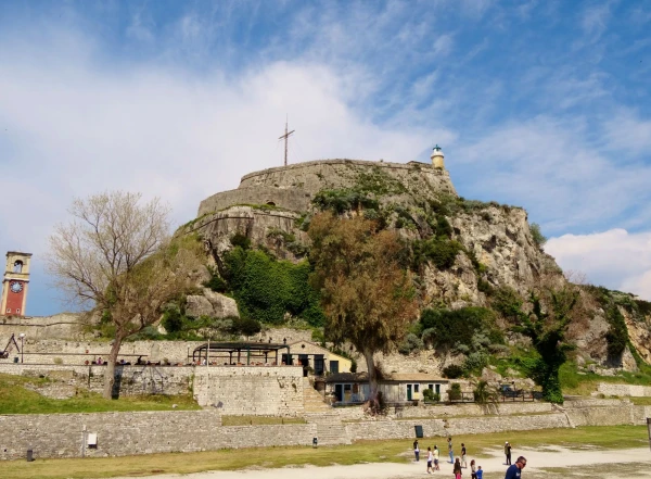 Старая крепость (Палео-Фрурио)  