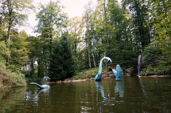 Доисторический парк (Prehisto-Parc)