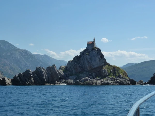 Маяк в п. Петровац