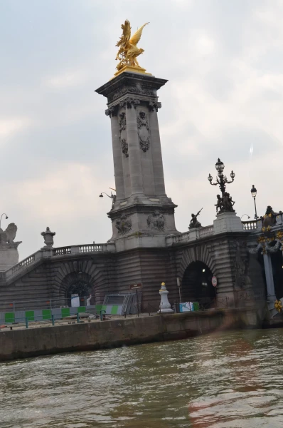Мост Александра III. Вид с кораблика