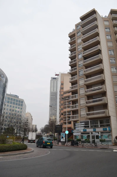 На улицах Парижа