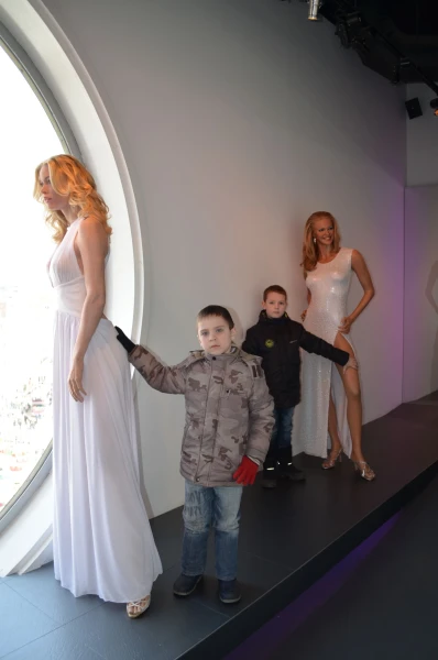Юные ценители прекрасного...